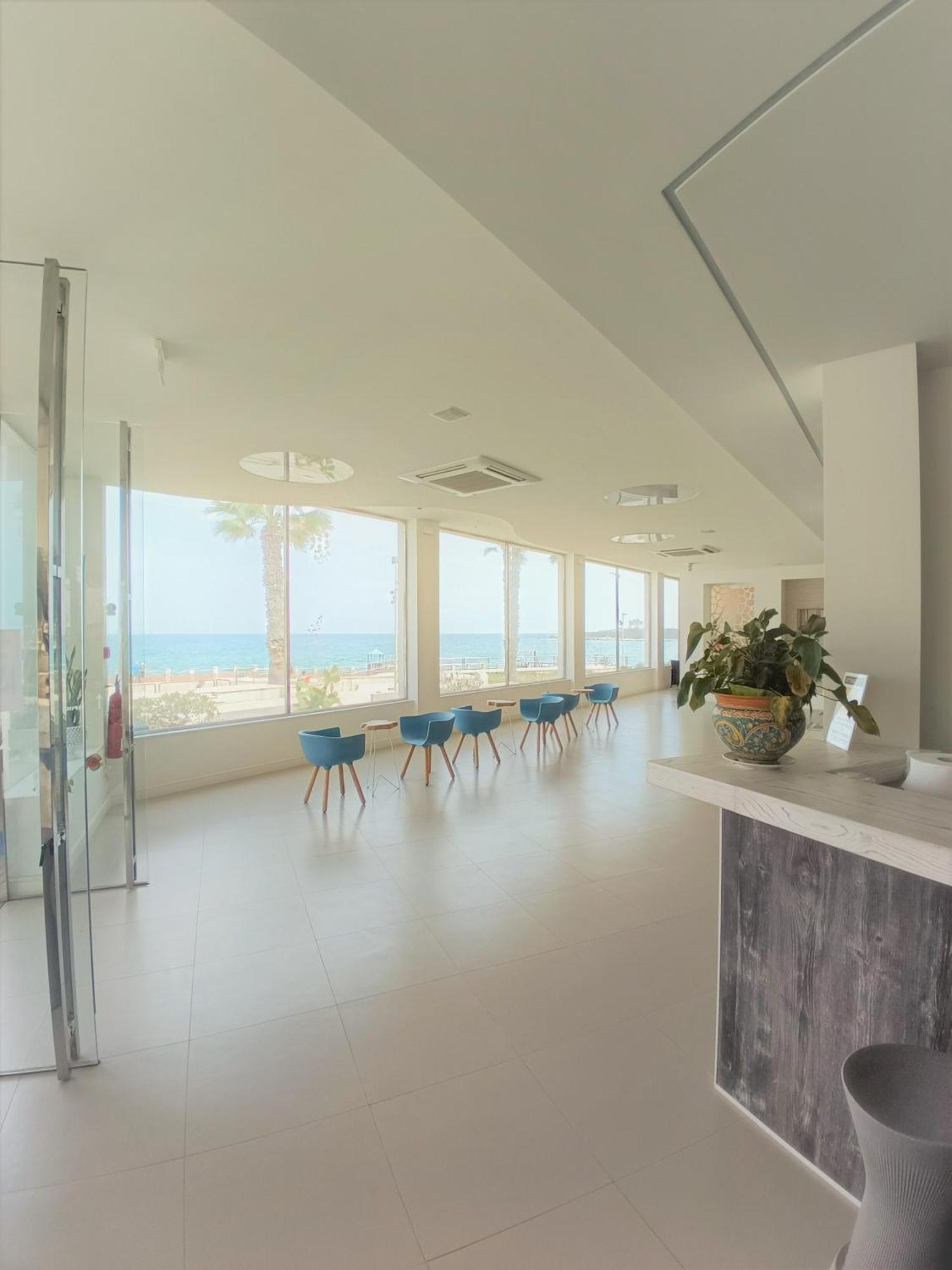 Hotel Vittorio Portopalo Di Capo Passero ภายนอก รูปภาพ
