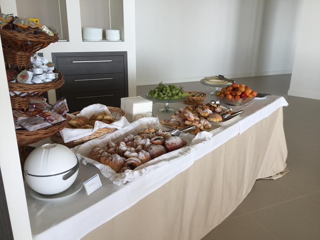 Hotel Vittorio Portopalo Di Capo Passero ภายนอก รูปภาพ