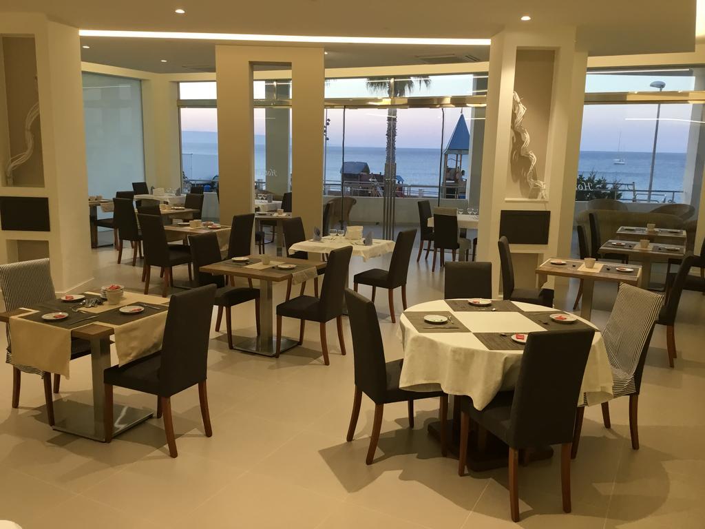 Hotel Vittorio Portopalo Di Capo Passero ภายนอก รูปภาพ